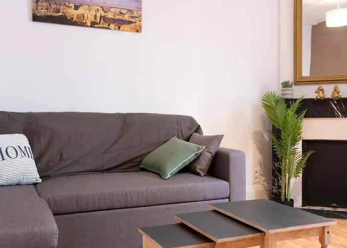 Des Cousines Anais 4 Personnes *