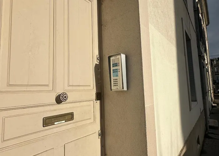 Des Cousines Anais 4 Personnes Διαμέρισμα *